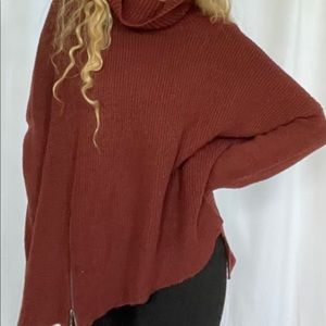 Cowl neck sweater with zipper accent